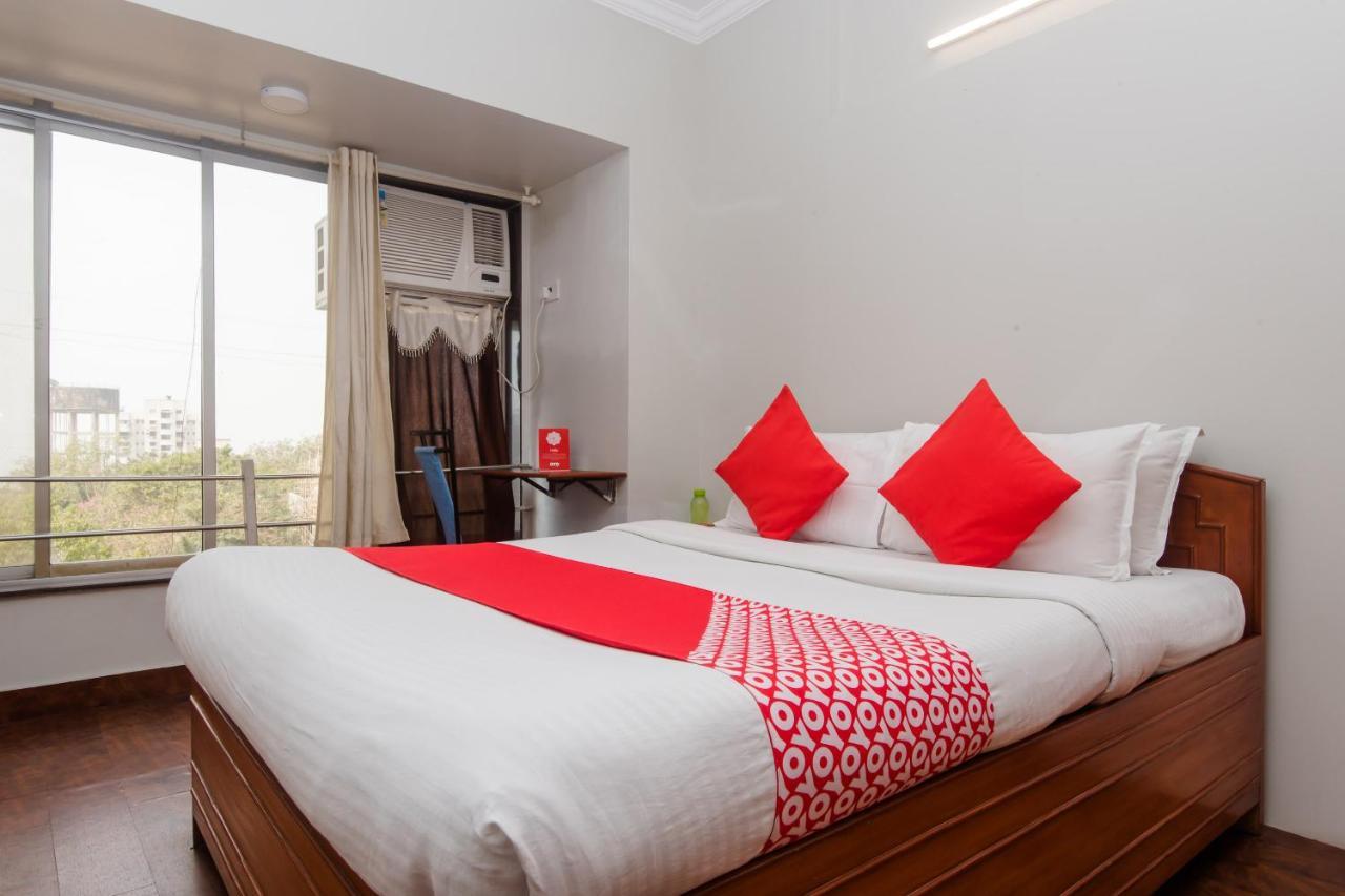 Oyo 1838 Executive Homes