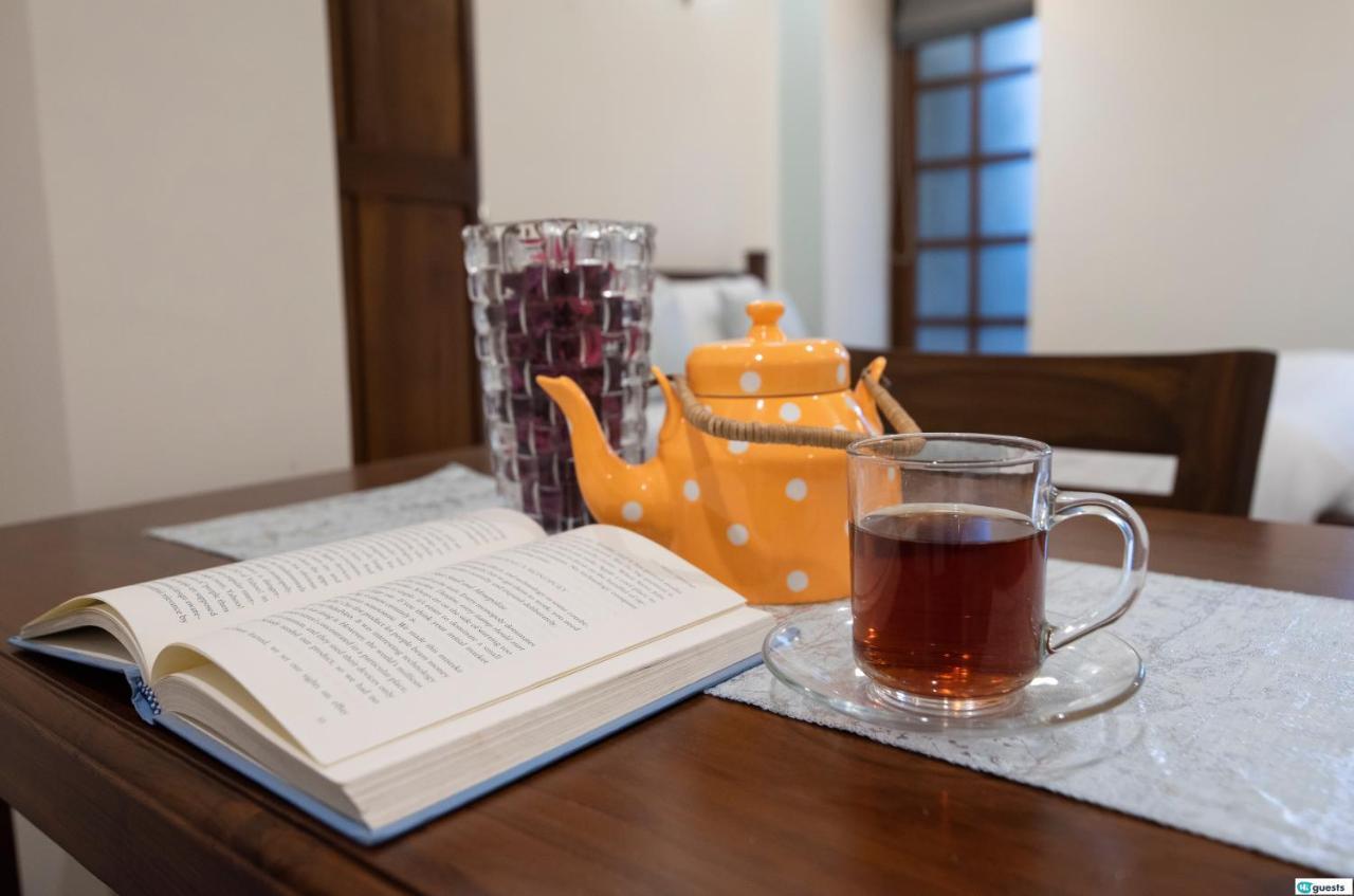 Higuests Vacation - Colaba Homestay *