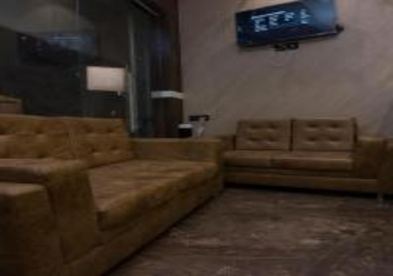 Meriton International Airport T-2 Hotel Mumbai